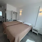 Golden Sun Aparthotel 4*