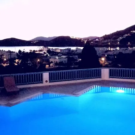 Golden Sun Apart-hotel 4*