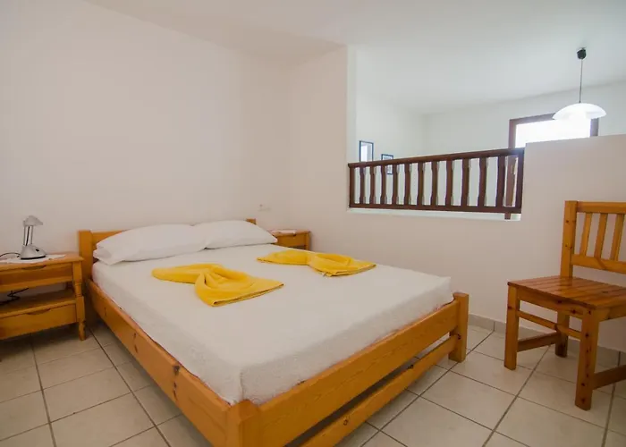Apartmanhotel Golden Sun Íosz