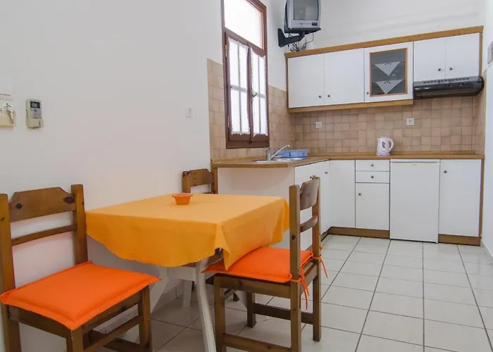 Apartmanhotel Golden Sun Íosz