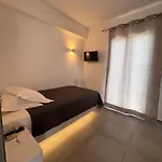 Golden Sun Apart Otel Chora (Ios)