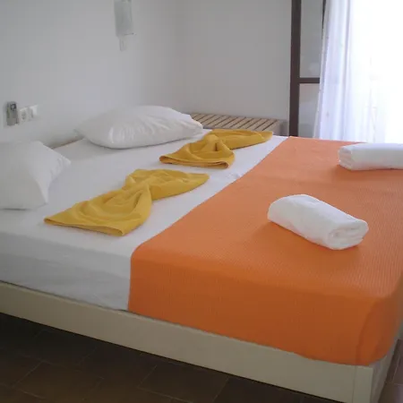 Golden Sun Aparthotel