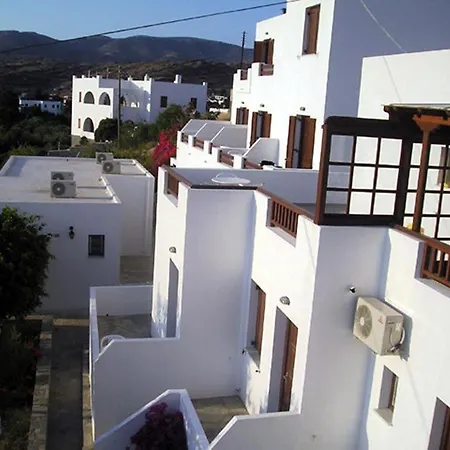 Golden Sun Hotel apartamentowy Ios