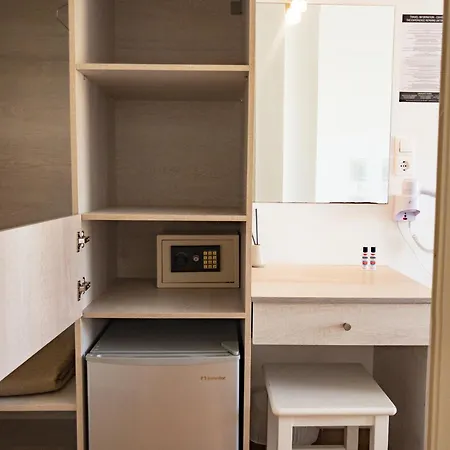 Golden Sun Aparthotel 3*