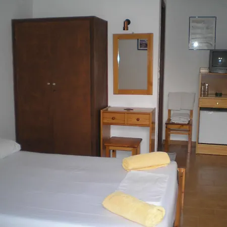Golden Sun Aparthotel 3*