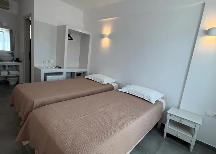 Golden Sun Lägenhetshotell 4*