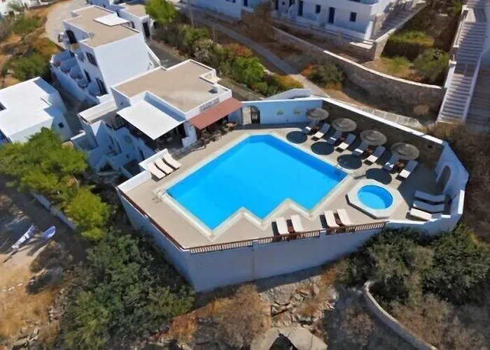 Golden Sun Lägenhetshotell 4*